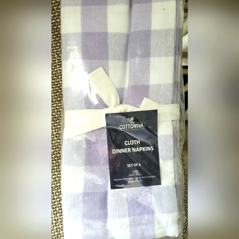 Cottoniva Lavender and White Checkered Napkins Set - Picture 4 of 6